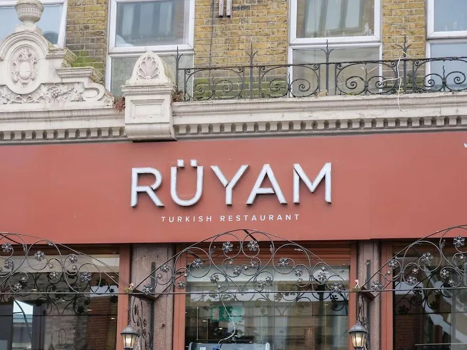 Modern One Bedroom Flat In The Heart Of London 0*,