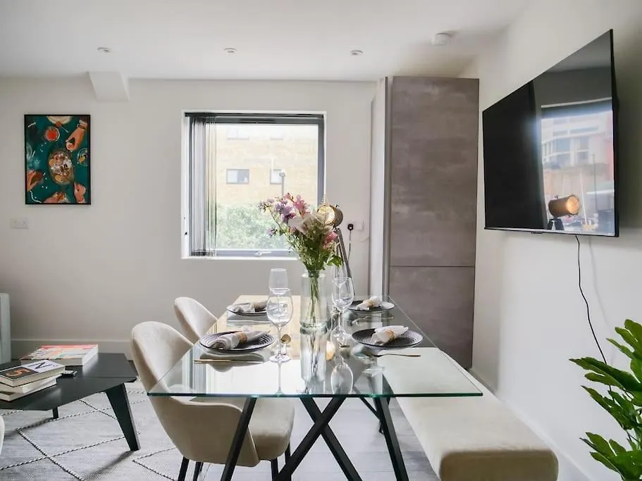 Modern One Bedroom Flat In The Heart Of London 0*,  United Kingdom