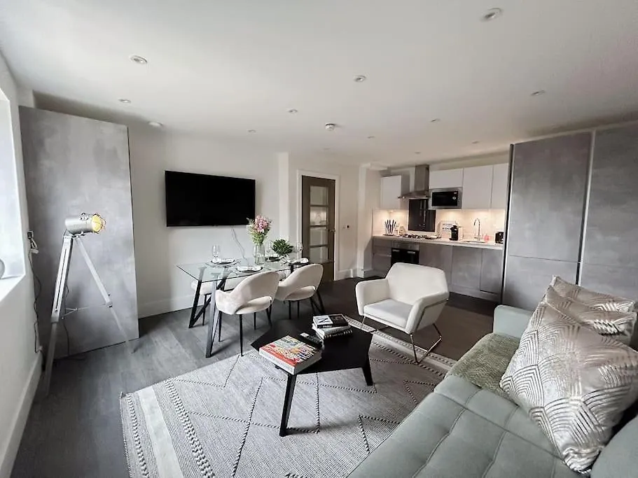 Apartment Modern One Bedroom Flat In The Heart Of London