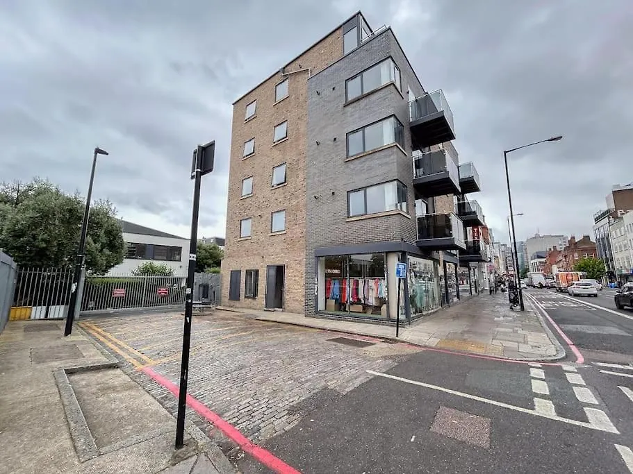 Modern One Bedroom Flat In The Heart Of London